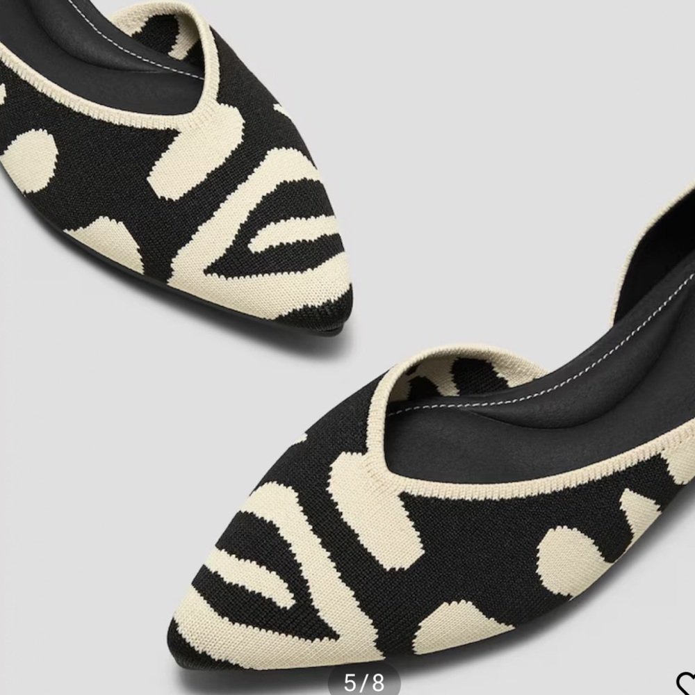 Pointed-Toe Flats (Melia) new never worn no box - Picture 5 of 11